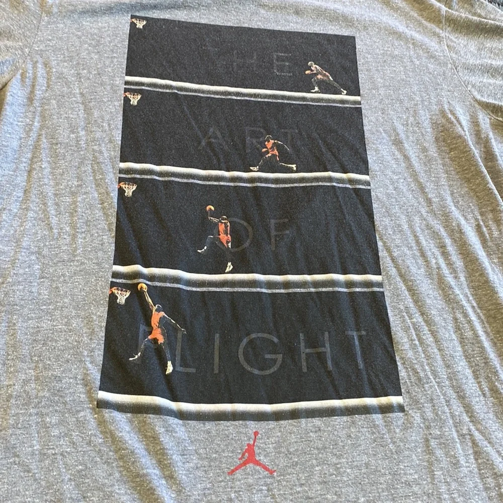 Jordan graphic logo T-shirt that out of the point size large past shipping_2